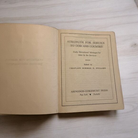 WWII 1942 Strength for Service to God and Country Military Daily Devotional - Picture 3 of 6